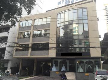 Oficina comercial · 270m² · 2 Estacionamientos · Oficina en Edificio 5, El Cangrejo
