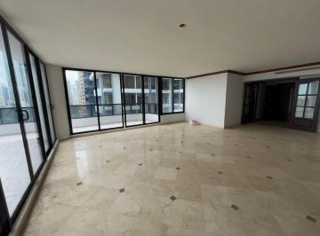 Apartamento de 3 habitaciones, Panamá · Venta Apartamento Av Balboa PH Condesa del Mar