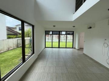Casa · 286m² · 3 Recámaras · 4 Estacionamientos · Venta de Casa en Panama Pacifico | PH Nativa