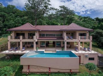 Casa · 4 Recámaras · 4 Estacionamientos · Venta de Casa en Veracruz, Majagual Hill