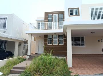Casa · 299m² · 3 Recámaras · 2 Estacionamientos · Venta Casa en Brisas del Golf P. H. Brisas Point Ciudad de Panamá Cp