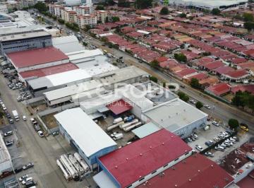 Bodega-Galpón-Depósito · 2000m² · Se Vende Terreno con Galera - Parque Industrial Costa del Este