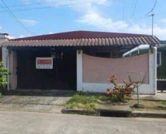 Casa · 152m² · 3 Recámaras · 3 Estacionamientos · Venta de Casa en Altos del Ángel 24 de Diciembre