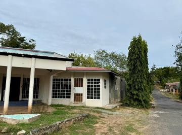Casa , Chitré · En Venta Casa en Una Área Céntrica, Entorno Tranquilo, Chitré, Herrera