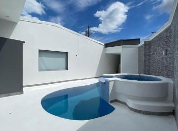 Casa · 350m² · 3 Recámaras · 2 Estacionamientos · Alquiler de Hermosa Casa en Altos de Panama