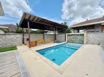 Casa · 624m² · 4 Recámaras · 4 Estacionamientos · Casa en Alquiler en Costa Sur - Sunset Coast
