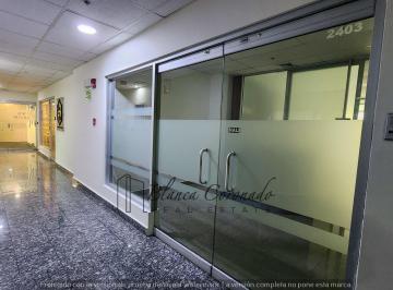 Oficina comercial · 103m² · 2 Estacionamientos · Alquiler de Oficina en Marbella Torre Banesco