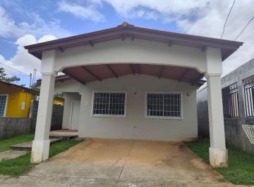 Casa de 3 habitaciones, Arraiján · Banco Vende Casa Brisas del Golf Arraiján