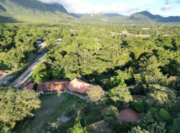 Casa de 7 habitaciones, Antón · Venta de Terreno con Cabañas en El Valle de Antón, 6,000 m² de Terreno