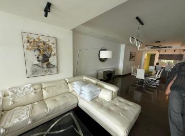 Apartamento de 2 habitaciones, Panamá · Se Alquila o Se Vende Apartamento Amoblado en PH Yoo Av Balboa Frente Al Mar