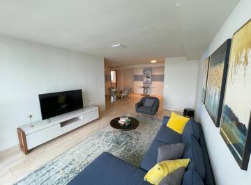 Apartamento · 202m² · 3 Recámaras · 2 Estacionamientos · Venta de Apartamento en PH The Regent Costa del Este