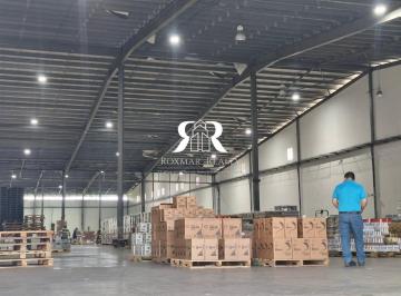 Bodega-Galpón-Depósito · 3208m² · 4 Estacionamientos · Alquiler de Bodega en Milla 8 Vía Transistmica