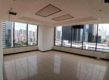 Oficina comercial · 86m² · 4 Estacionamientos · Venta Oficina 86.91 m² Gran Oportunidad en Area Bancaria Torre Advanced