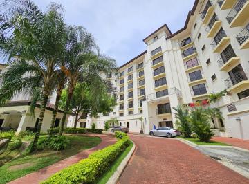 Apartamento de 3 habitaciones, Panamá · Venta de Apartamento en PH Embassy Village. Haga Una Oferta