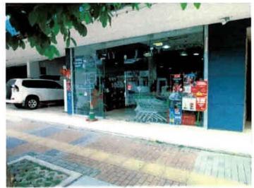 Local comercial · 1230m² · 29 Estacionamientos · Venta y Alquiler de Local en Via España1230 m² Jp