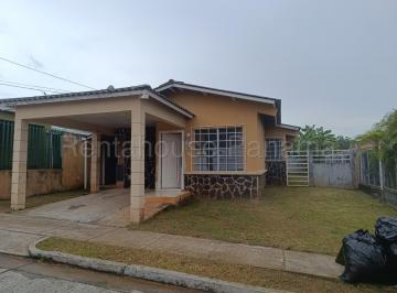 Casa de 3 habitaciones, La Chorrera · Alquiler de Casa en La Chorrera 26 - 1569 Emb