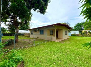 Finca de 3 habitaciones, Antón · Alquilo Casa con 1,000 m de Terreno, a Pocos Minutos de Playas y Montañas