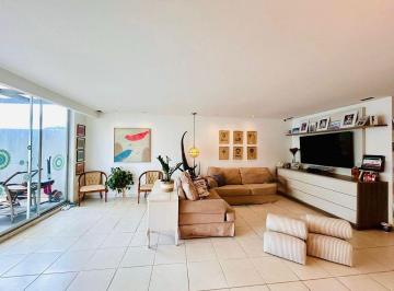 Apartamento · 293m² · 3 Recámaras · 2 Estacionamientos · San Francisco Apartamento con Terraza Privada $385,000 3rec 3b