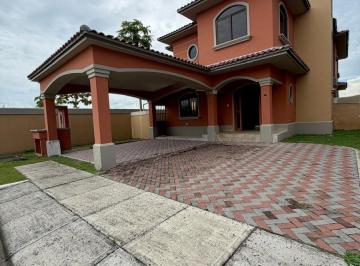 Casa de 4 habitaciones, Panamá · Casa a Estrenar en Venta en Costa Sur. El Doral. 24ldc2109