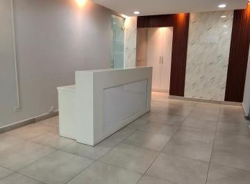 Oficina comercial , Panamá · PH Omega. 207 m 4est 3b Divisiones $2800.00neg
