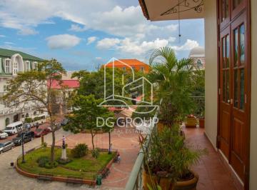 Apartamento · 130m² · 3 Recámaras · Alquiler de Apartamento en Casco Antiguo