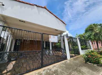 Casa · 500m² · 3 Recámaras · 2 Estacionamientos · Casa Comercial o Residencial en Betania en Venta