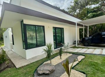 Casa de 3 habitaciones, San Carlos · Se Vende Casa de Playa por Estrenar