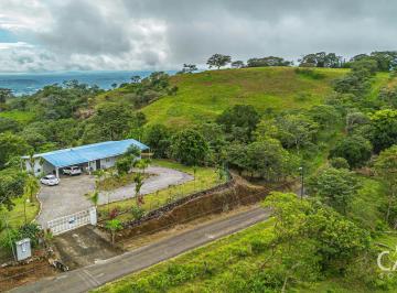 Casa de 2 habitaciones, Tolé · Casa con Vista Al Mar en Guabino, Lajas de Tole, Chiriquí