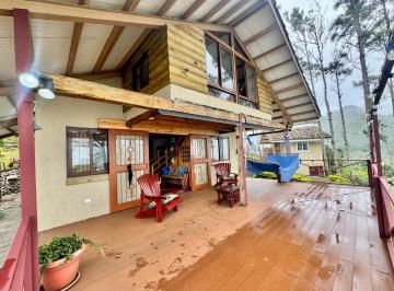 Casa · 120m² · 3 Recámaras · 6 Estacionamientos · Venta Casa en Altos del Maria 2800 m² con Excelente Vista Naturaleza Cv