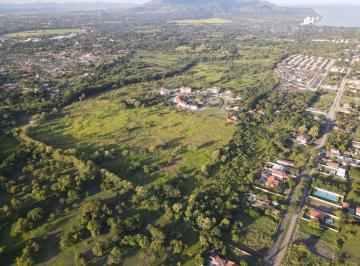 Terreno / Lote , Chame · Banco Vende Terreno de 84.7 Hectáreas en Gorgona, Zona de Playas