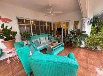 Casa de 3 habitaciones, Panamá · Casa de 264 m² en Venta Ubicada en Palmeras del Este - Costa del Este
