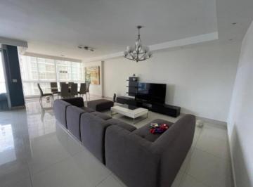 Apartamento · 181m² · 3 Recámaras · 2 Estacionamientos · Venta de Apartamento PH Bella Vista Park