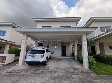 Casa de 3 habitaciones, Panamá · Casa en Venta en Altos de Panama