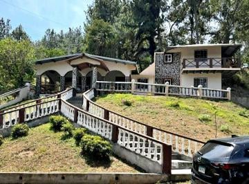 Casa · 120m² · 2 Recámaras · 10 Estacionamientos · Venta de Casa en Altos del Maria