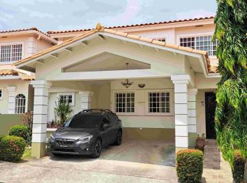 Casa de 3 habitaciones, San Miguelito · Vendo Casa Unifamiliar con Garita de Seguridad