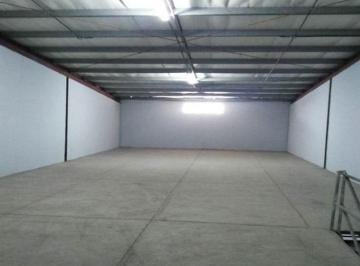 Bodega-Galpón-Depósito · 335m² · 2 Estacionamientos · Galera en Alquiler en Llano Bonito (Id 12073)
