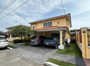 Casa de 4 habitaciones, San Miguelito · Venta de Casa en Urbanización Altos de San Rafael en Villa Lucre