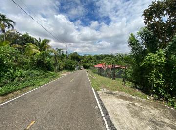 Terreno / Lote de 6 habitaciones, Panamá · Rsw. Se Vende Terreno de 3270 m con Casa con 4 Apartamentos