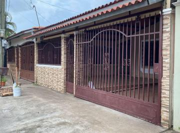 Casa de 3 habitaciones, Panamá · Vendo Residencia Ubicada en La Urb. Buena Vista de Tocumen