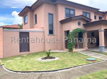 Casa de 3 habitaciones, Panamá · Casa en Venta en Versalles
