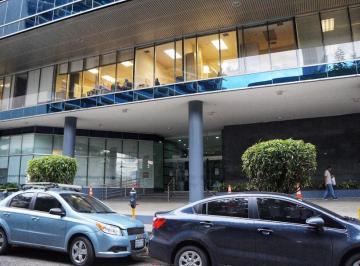 Oficina comercial · 103m² · 2 Estacionamientos · Venta y Alquiler de Oficina en Marbella, Ocean Business Plaza