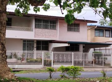 Casa de 3 habitaciones, Panamá · Casa en Venta en Chanis con Potencial Residencial y Comercial