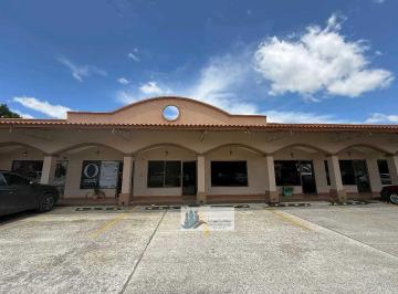 Local comercial · 40m² · 2 Estacionamientos · Alquiler de Local Comercial en David Plaza Mayorca