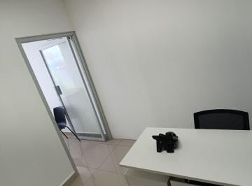 Oficina comercial , Panamá · ¡Trabaja con Estilo! Oficina Moderna con Vista a La Ciudad