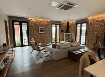 Apartamento de 2 habitaciones, Panamá · Venta de Apartamento en Casco Viejo PH Portales