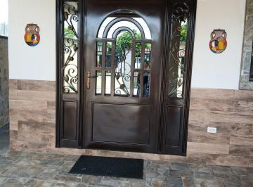 Casa de 3 habitaciones, David · La Riviera David Chiriqui Casa en Venta y Alquiler