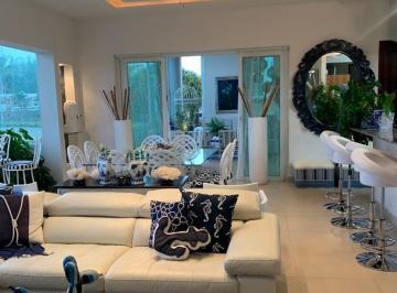 Apartamento de 3 habitaciones, San Carlos · Venta o Alquiler de Apartamento de Playa en Punta Barco.
