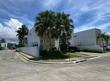 Casa de 3 habitaciones, Panamá · Venta de Moderna Casa en Costa Esmeralda - Costa Sur 26 - 2207 Jss