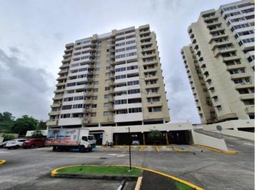 Apartamento de 2 habitaciones, Panamá · Venta de Apartamento en Río Abajo