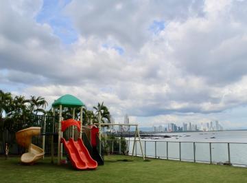 Apartamento · 539m² · 4 Recámaras · 2 Estacionamientos · Alquiler y Venta de Apartamento en Punta Pacifica PH Oasis On The Bay